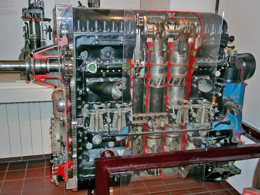 Jumo205_cutview_02.jpg