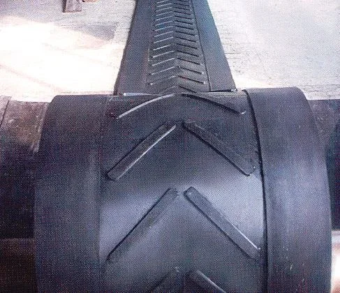 chevron3.JPG