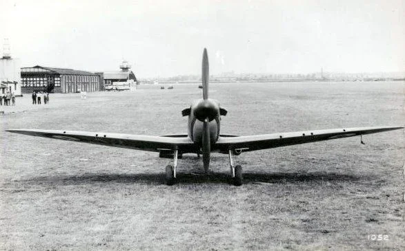 Spitfire-Mk_-I-ca_-1939-735770.jpg