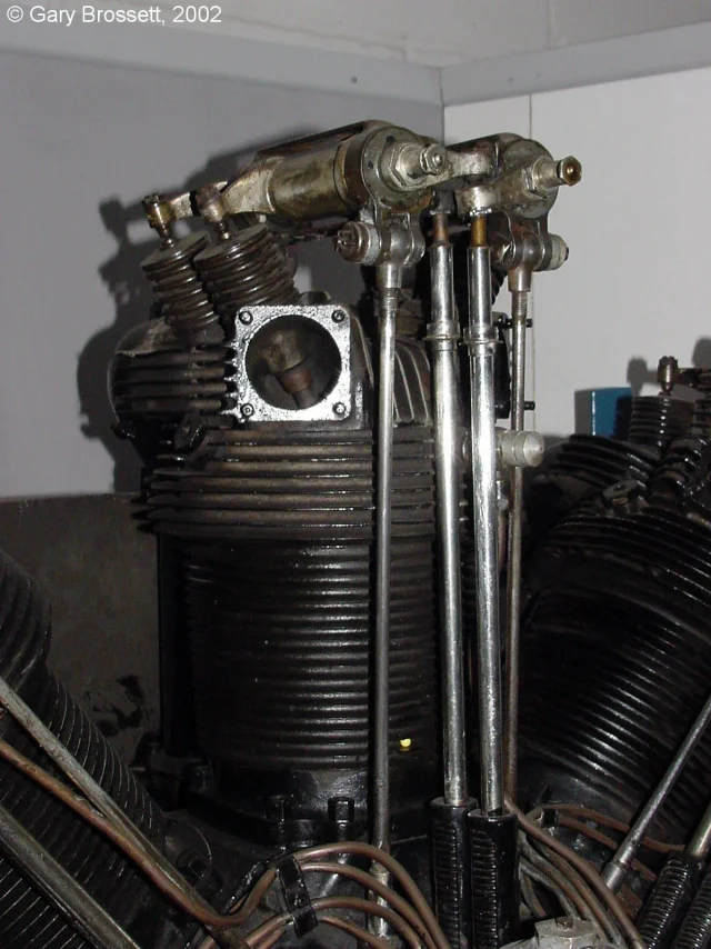Bristol%20Jupiter%20Cylinder.jpg