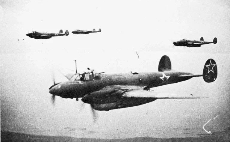 Pe-2_a.jpg