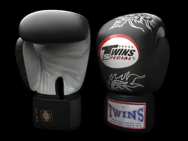 gloves03_jpg99006f01-44d5-484c-9bc3-3f0d9fd5844dLarger.jpg