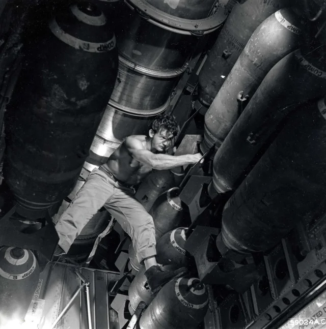 B-29_bomb-bay.jpg