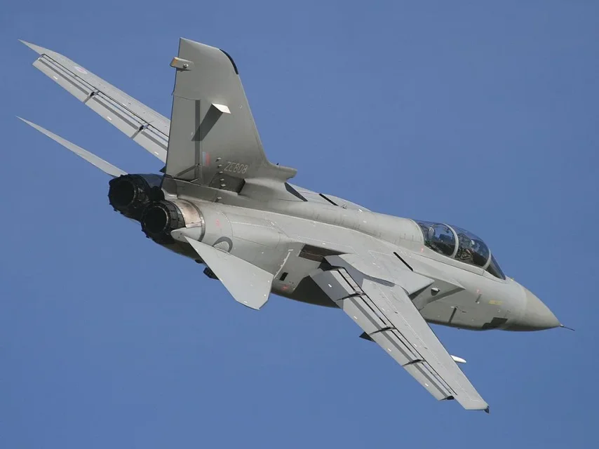 947 - 4 - img_21_111_7.jpg