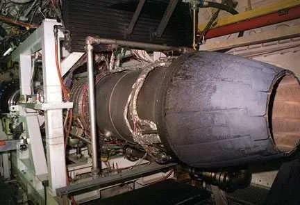 1022 - 3 - General_Electric_F404-GE-402_AEDC_96-1314_USAF_2.JPG