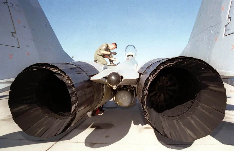 1034 - 4 - mig29-026.jpg