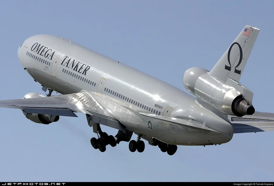 1088 - 3 - DC-10.jpg