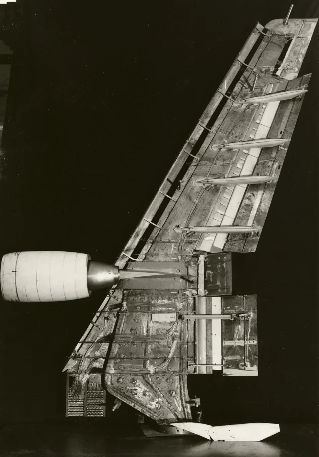 1091 - 2 - 1972_fluegel.jpg