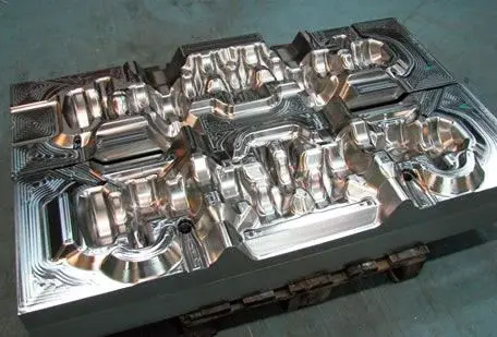 V12_Crankshaft_Dies.jpg
