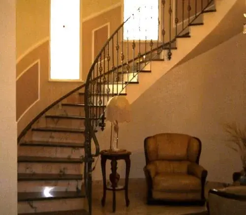 Scala%20a%20chiocciola%20006.jpg