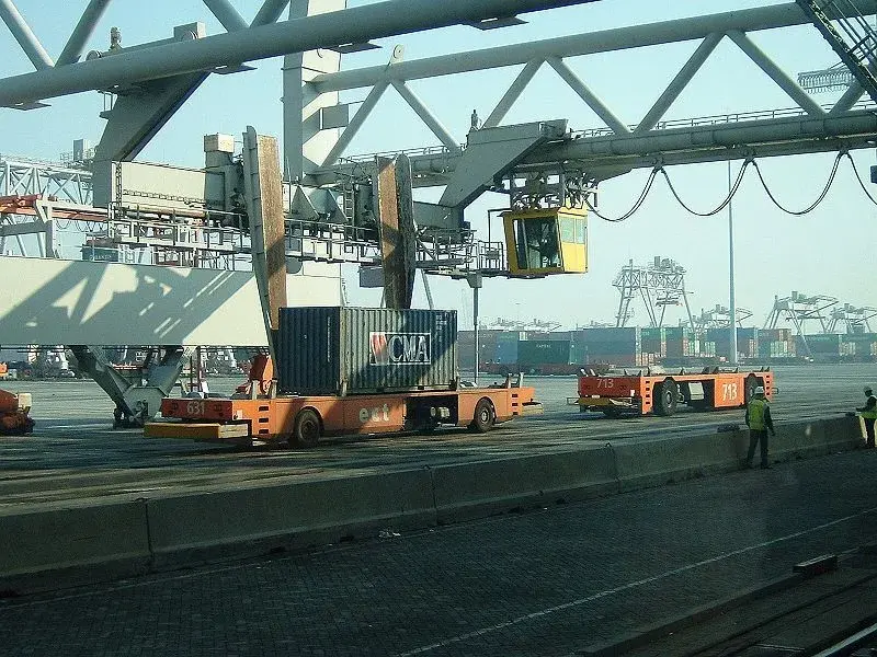 container.jpg